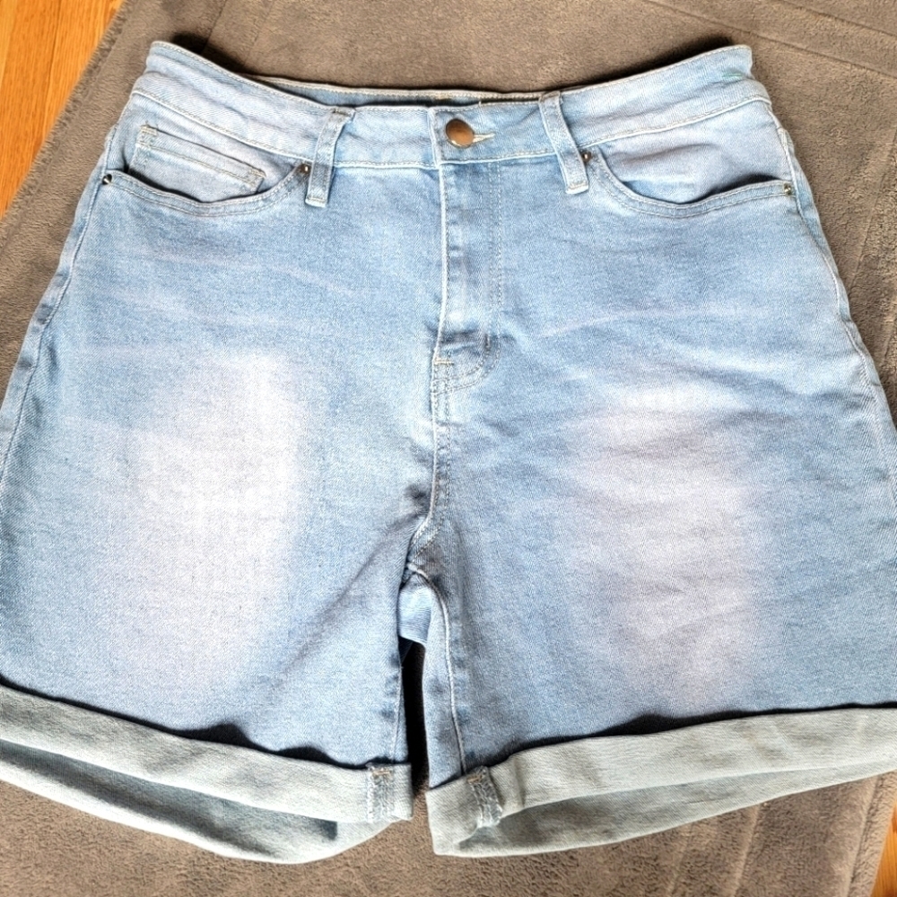 Fashion Nova Denim Jean Shorts 13